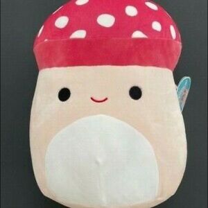 Malcom the Mushroom Squishmallow COMMENT IF U HAVE